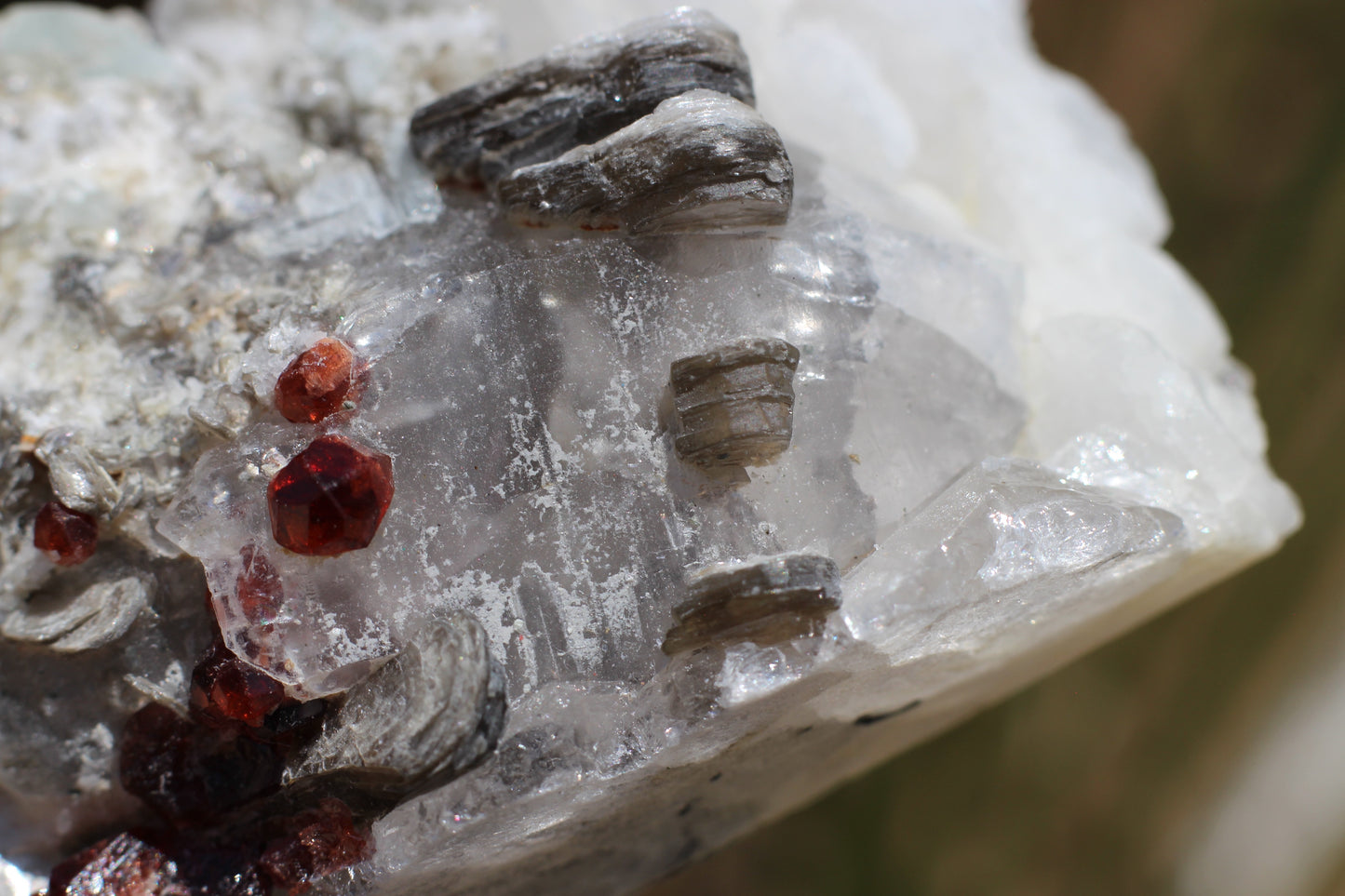 Spessartine Garnets on Quartz w/ Mica, Feldspar and Schorl