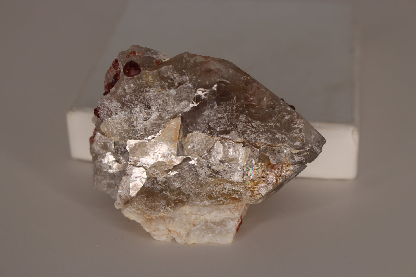 Spessartine Garnets on Quartz w/ Mica, Feldspar and Schorl