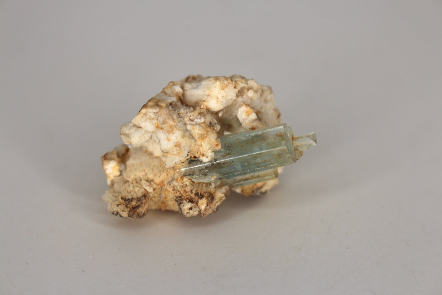 Aquamarine on Feldspar