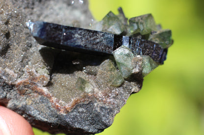 Vivianite and Ludlamite