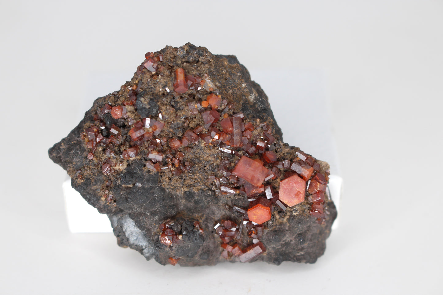 Vanadinite w/ Manganese Oxide