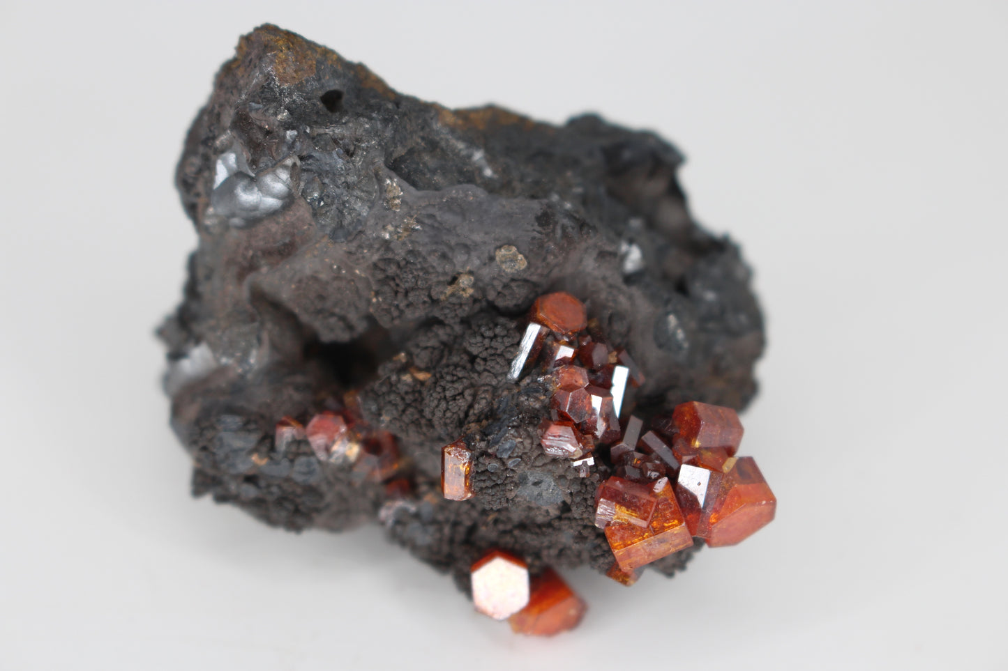 Vanadinite w/ Manganese Oxide