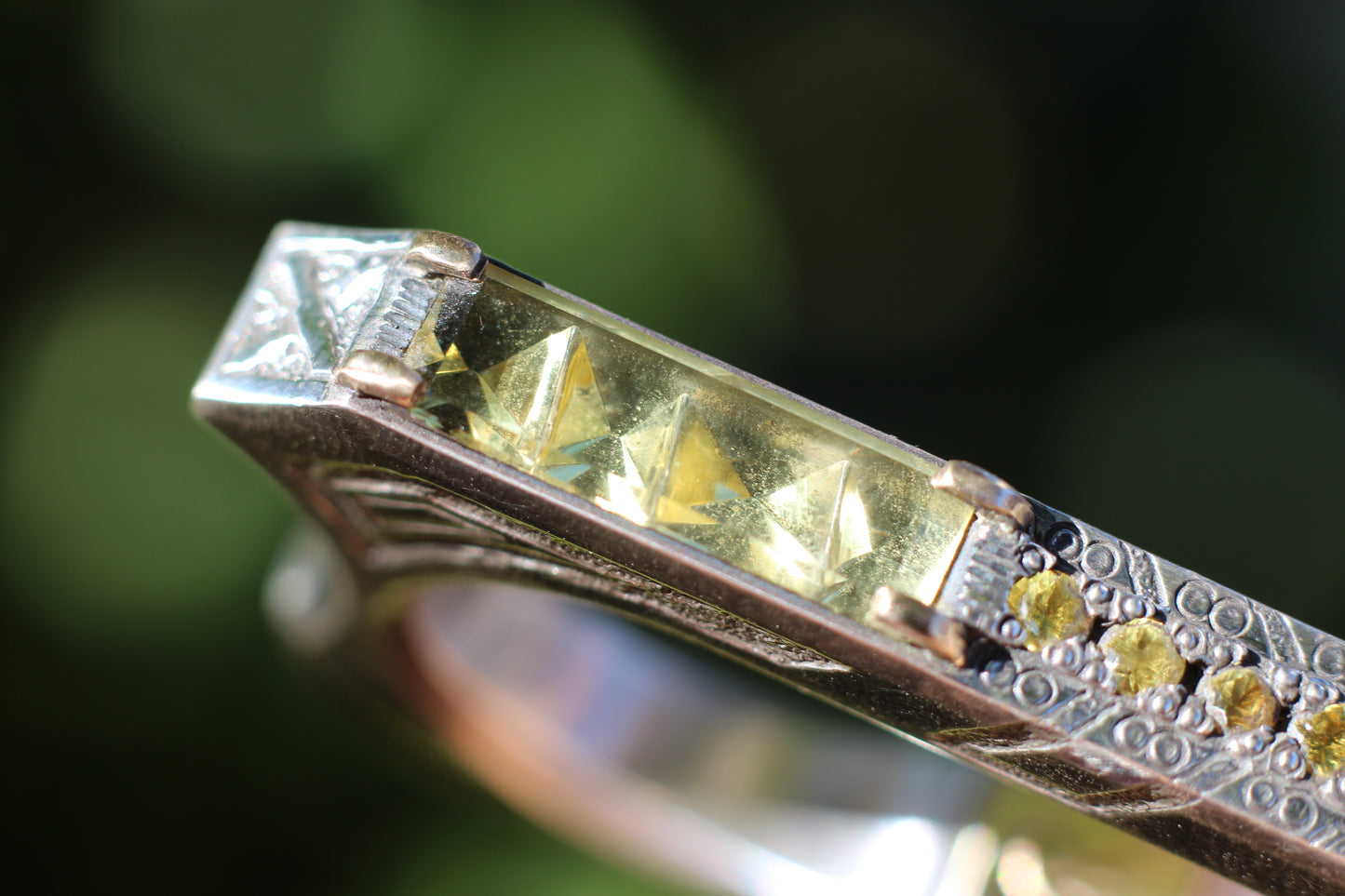 Fantasy Heliodor Double Ring with Sapphire Facets