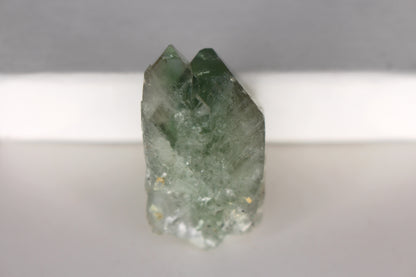 Malachite in Barite