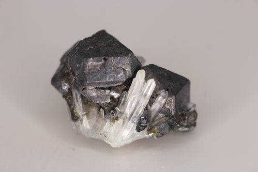 Ferberite, Wolframite w/ Fluorite