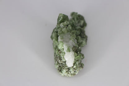 Diopside on Quartz w/ Mica