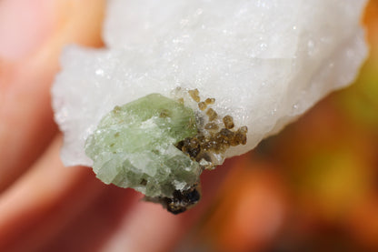 Diopside on Quartz w/ Mica